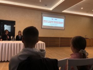 Трибина „Деца и време испред екрана – има ли времена за „моралну панику““